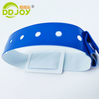 Браслеты на заказ с логотипом формы L ПВХ Виниловый материал Письменный смарт RFID Чип Запястье