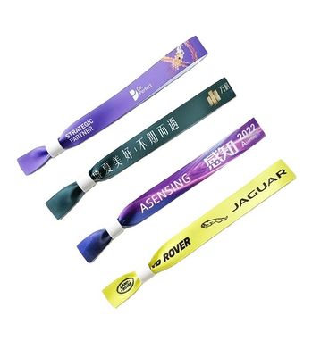 Красный RFID чип Custom Logo Printing Сатинная ткань браслеты для мероприятия фестивального вечеринки