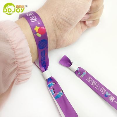 Художественная работа Custom Logo Sublimation Short Lanyard Woven одноразовый браслет для фестиваля
